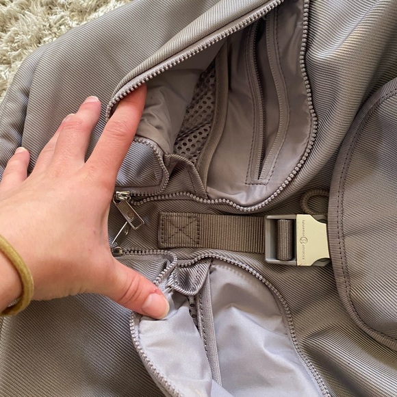 Lululemon backpack - Picture 4 of 7
